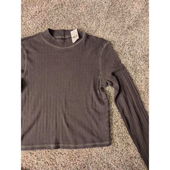 American Eagle Outfitters Gray Ribbed Crop Top - Picture 4 of 7